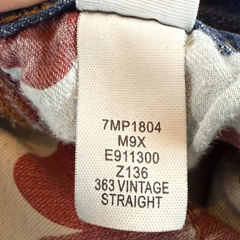 Lucky Brand Men's Jeans 363 Vintage Straight Size 32X32 Medium Wash - Picture 4 of 12